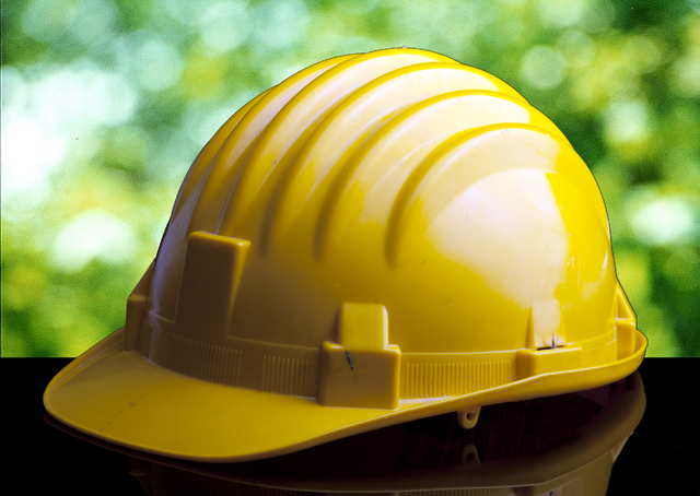 File:Yellow hard hat elab.png