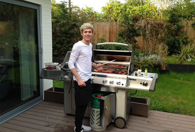 Archivo:Niall-cocinando-2014.jpg