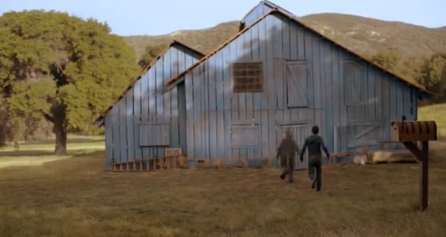 File:Bluebarn7.png