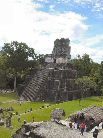 Archivo:Tikal2.jpg