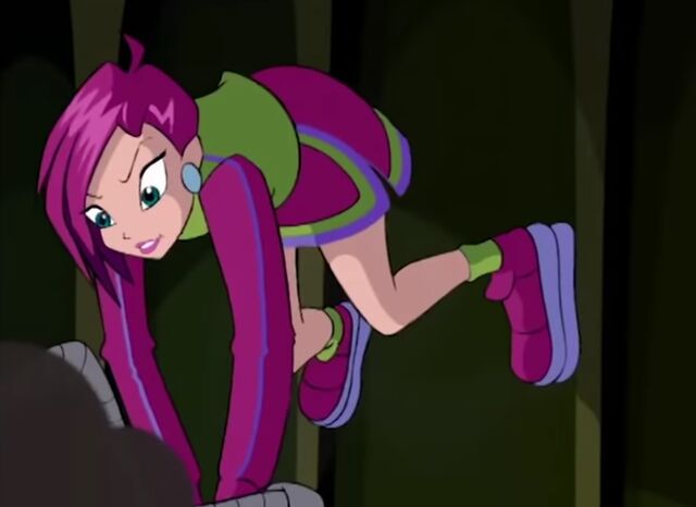 File:Techna dance casual.jpg
