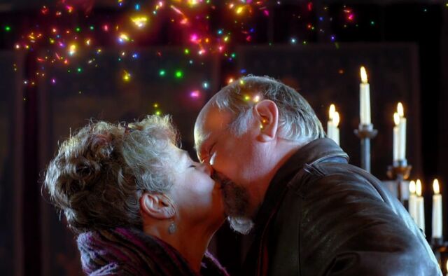File:S3E4 Simeon Ursula kiss.jpg