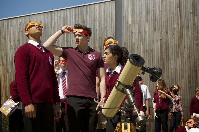 File:5015239-high-wizards-vs-aliens.jpg