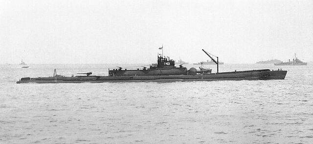 File:Japanese Submarine I-400.jpg