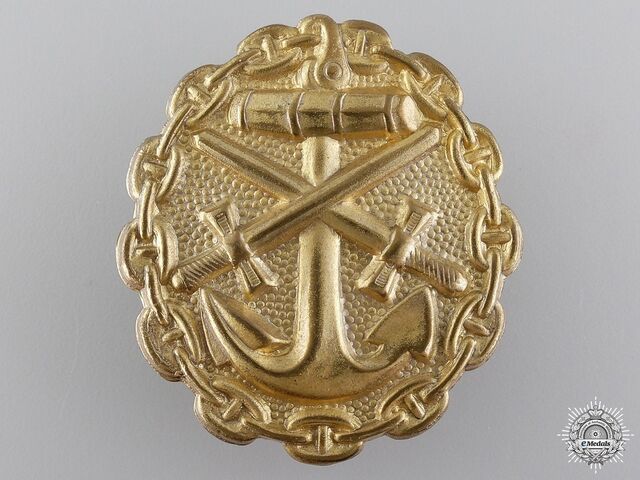 File:DorvishNavalWoundBadgeGold.jpg