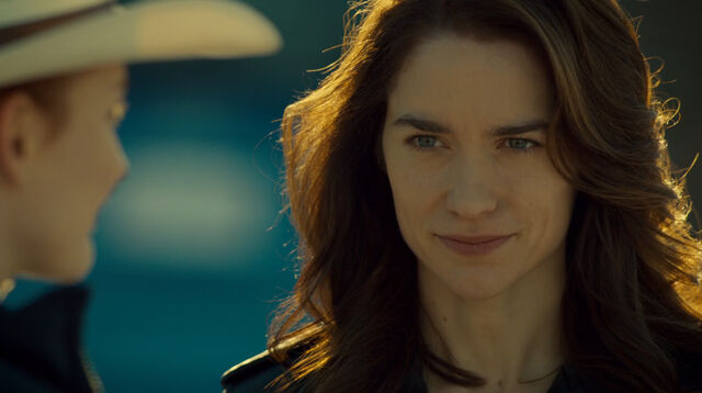 File:Wynonna Earp08.jpg