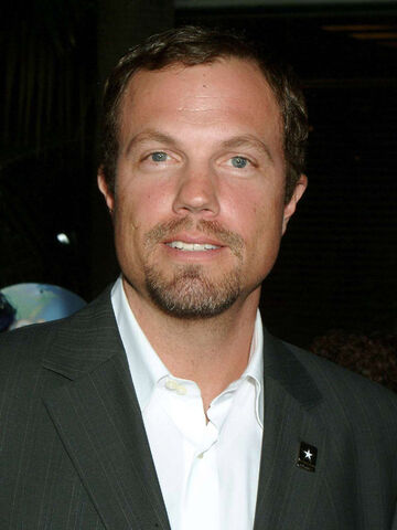 File:Adam Baldwin.jpg