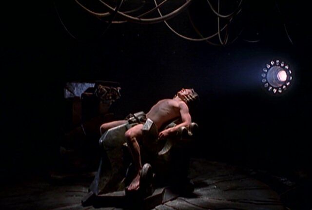 File:Fox Mulder's abduction.jpg