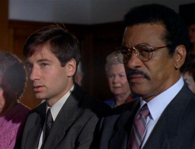 File:Reggie Purdue and Fox Mulder.jpg