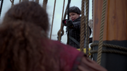 2x13 Mary Margaret bow