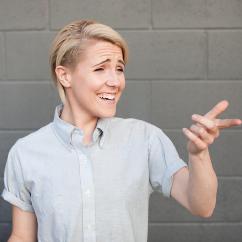 File:Hannah Hart.png