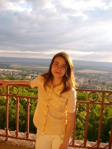 File:Laura.jpg