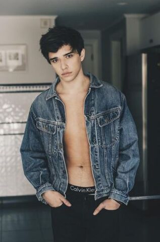 Archivo:4144-ni-Julian Serrano.jpg