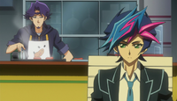 Yusaku and Kusanagi disccussing.png