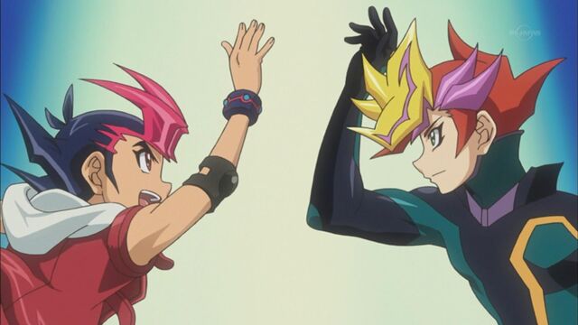File:Yuma and Playmaker proceed to hi five the sky.jpg