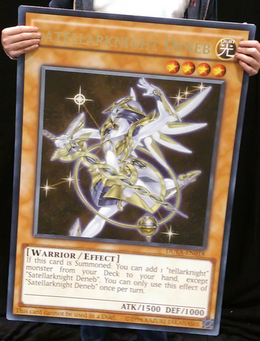 File:SatellarknightDeneb-DUEA-EN-UR-UE-GC.png