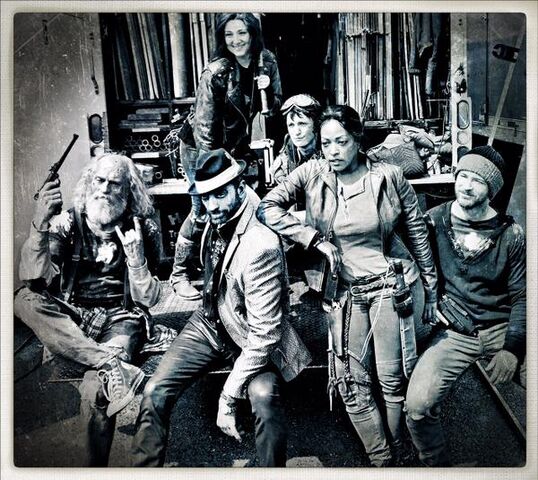File:Behind the scenes 59.jpg