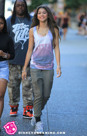 File:Zendaya-Coleman-Dad-Twitter.jpg