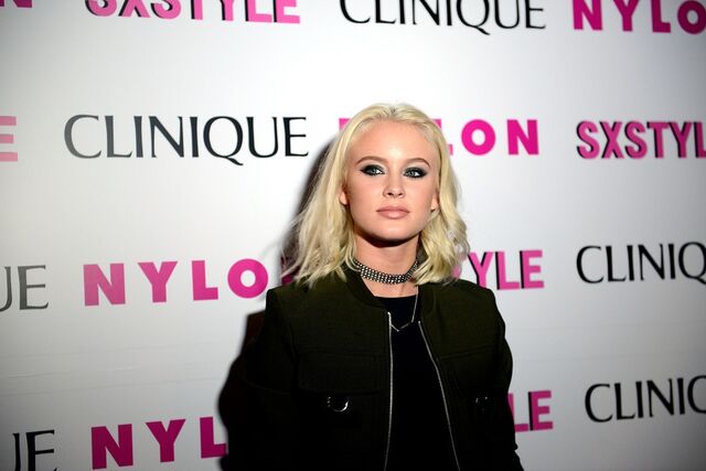 File:2016-Zara-Nylon+Clinique-Celebrate-Sxstyle2.jpg