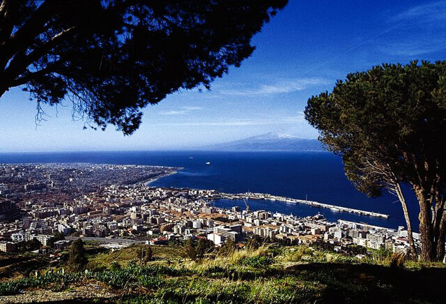 Fichier:Reggio calabria.jpg