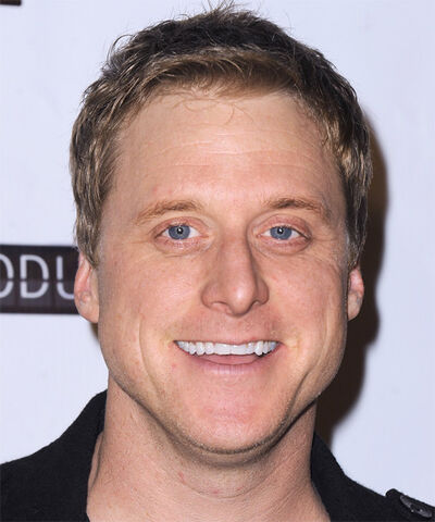 File:Alan-Tudyk+.jpg